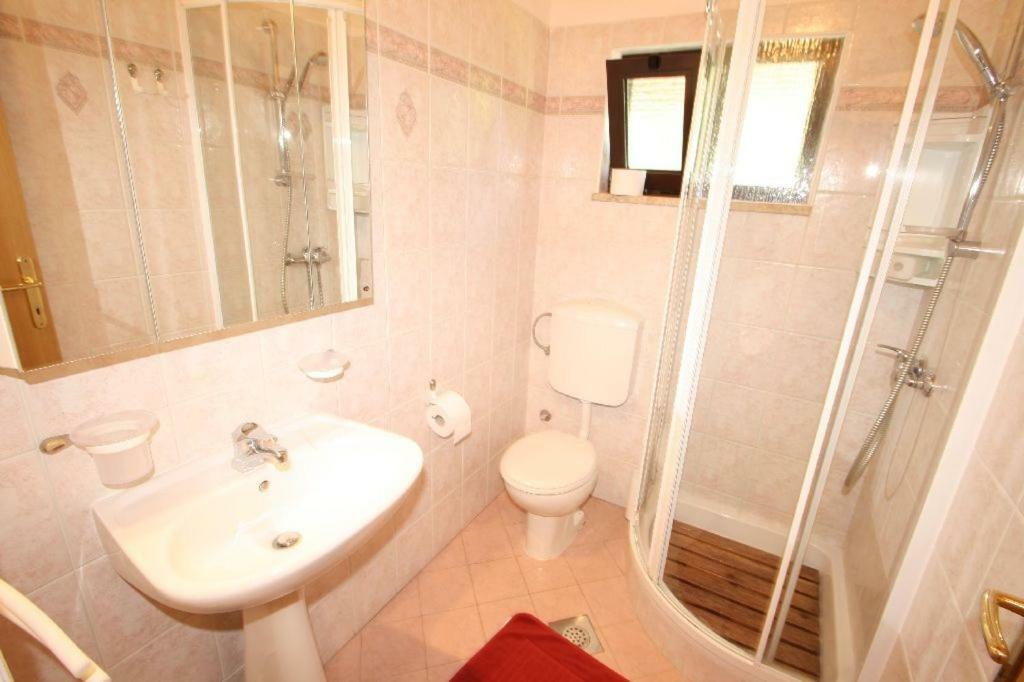 Haus Gasparini Poreč Buitenkant foto